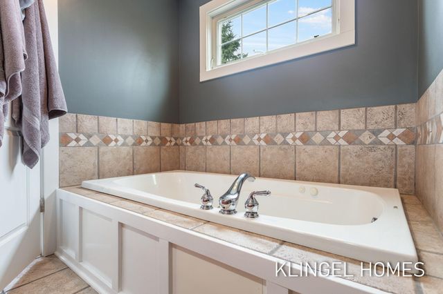 3010 Brookmere Street, Muskegon, MI 49444