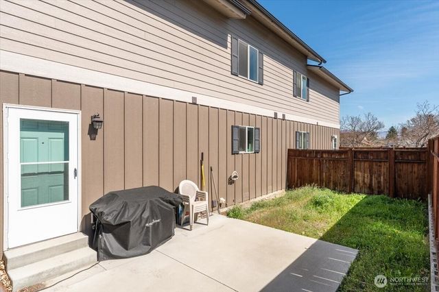 1327 S Miller Street, Wenatchee, WA 98801
