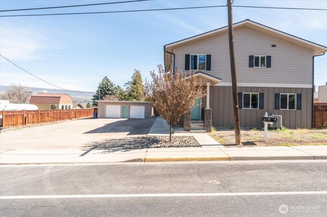 1327 S Miller Street, Wenatchee, WA 98801