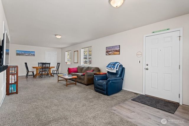 1327 S Miller Street, Wenatchee, WA 98801