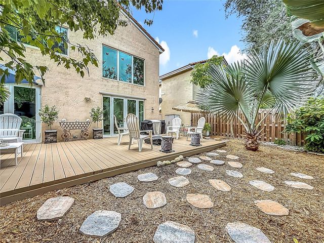 15329 SW 51st St, Davie, FL 33331