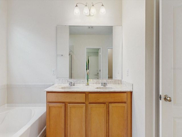 1156 BRENTON MANOR DRIVE, Winter Haven, FL 33881