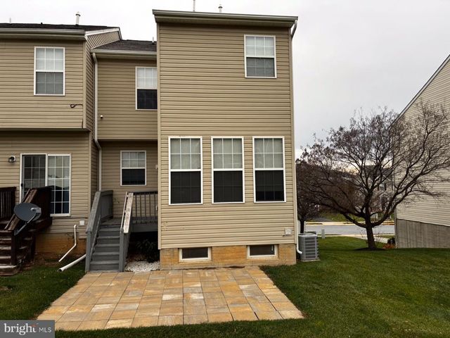 147 BRUAW DR, York, PA 17406