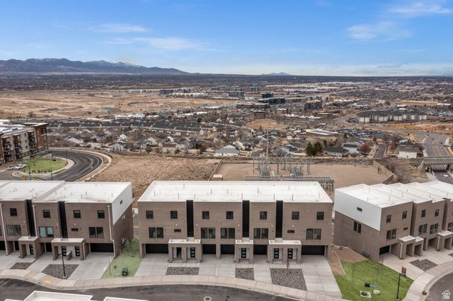 307 E ENDURANCE CIR, Draper, UT 84020