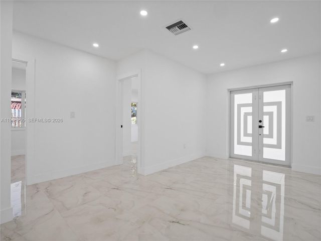 540 Harem Ave, Opa-locka, FL 33054