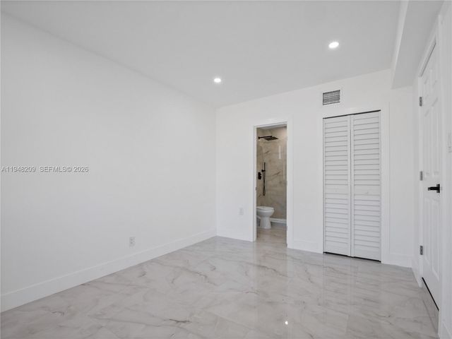 540 Harem Ave, Opa-locka, FL 33054