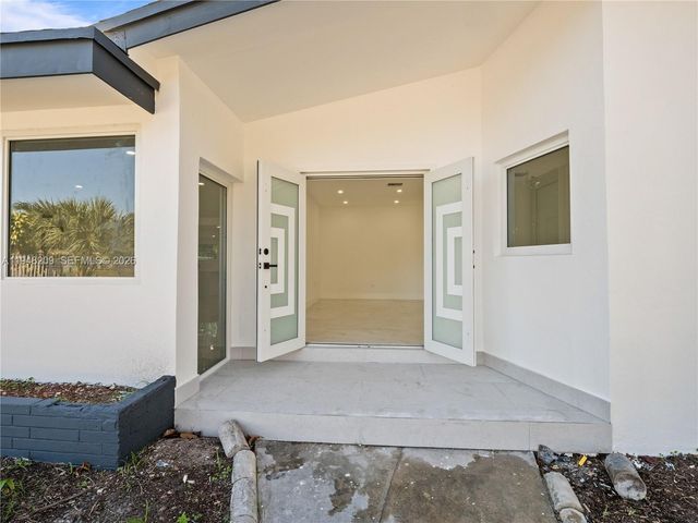 540 Harem Ave, Opa-locka, FL 33054