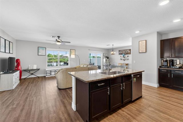 11176 LELAND GROVES DRIVE, Riverview, FL 33579