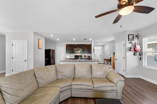 11176 LELAND GROVES DRIVE, Riverview, FL 33579