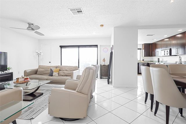 2780 N RIVERSIDE DRIVE 502, Tampa, FL 33602