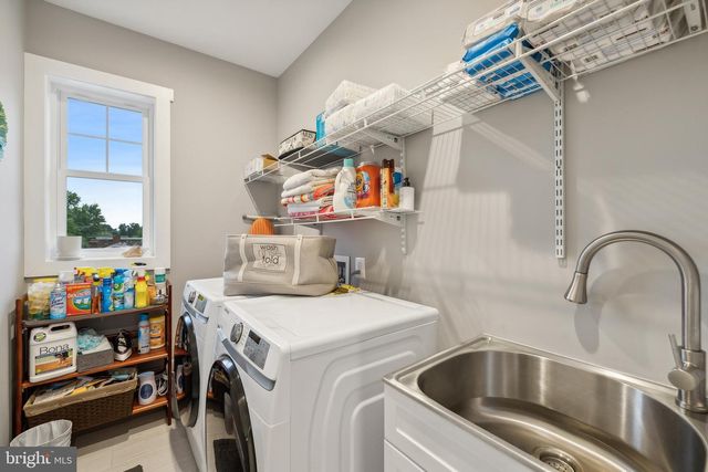 1221 S ROLFE ST, Arlington, VA 22204