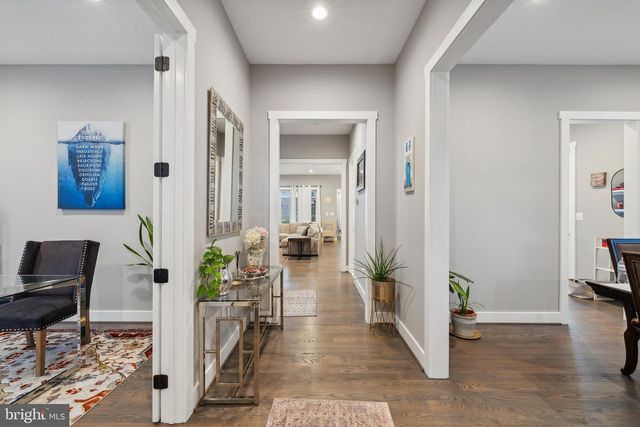 1221 S ROLFE ST, Arlington, VA 22204