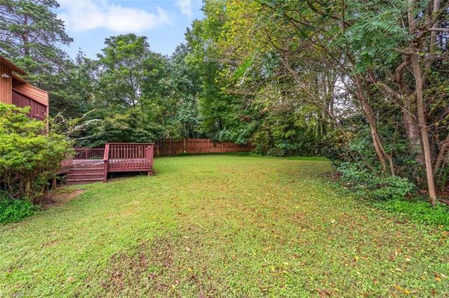 2016 Ledford Road, Greensboro, NC 27406