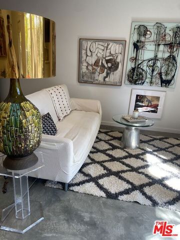 1053 S Alfred Street A, Los Angeles, CA 90035