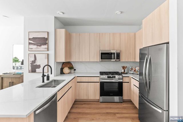 18 Park Avenue 1312, Old Tappan, NJ 07675