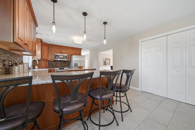74 Noll's Farm Road, Auburn, NH 03032