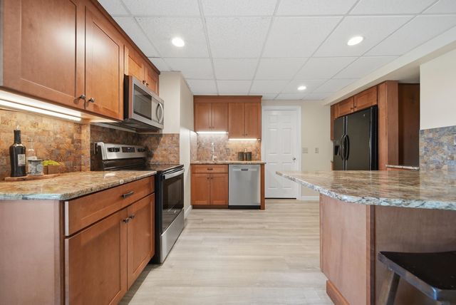 74 Noll's Farm Road, Auburn, NH 03032