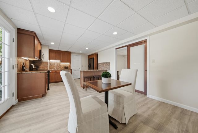 74 Noll's Farm Road, Auburn, NH 03032
