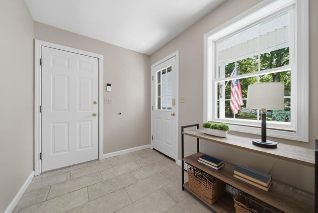 74 Noll's Farm Road, Auburn, NH 03032