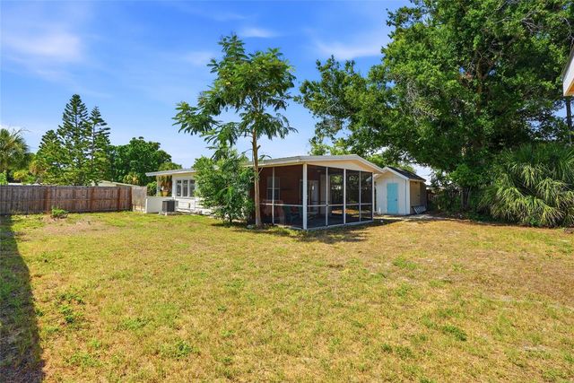 4030 MARLIN DRIVE SE, St Petersburg, FL 33705