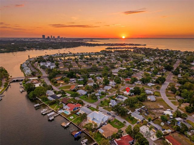 4030 MARLIN DRIVE SE, St Petersburg, FL 33705