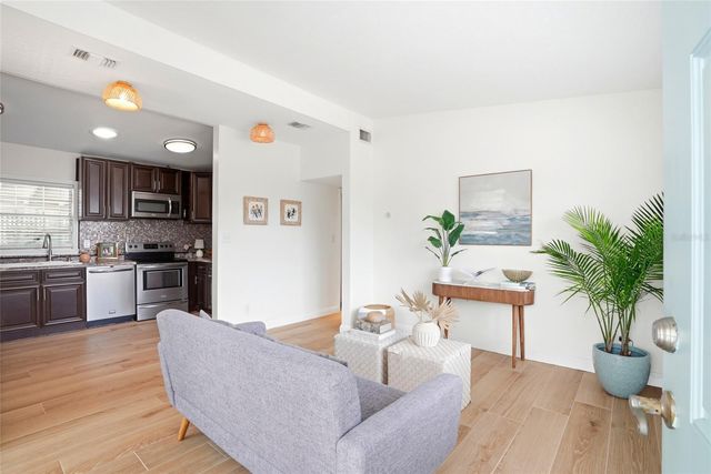 4030 MARLIN DRIVE SE, St Petersburg, FL 33705
