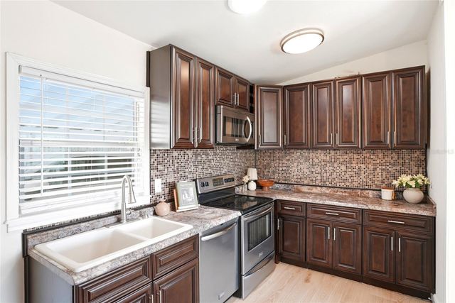 4030 MARLIN DRIVE SE, St Petersburg, FL 33705