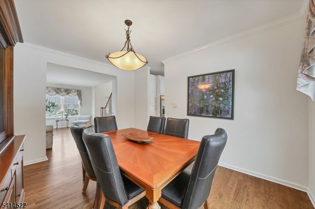 5 Candour Ct, Washington Twp., NJ 07853