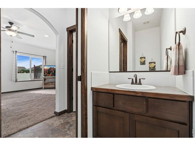 7001 Sumner St, Wellington, CO 80549