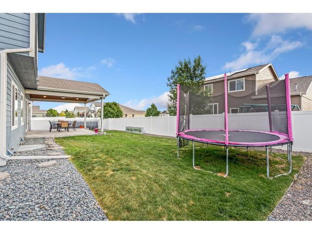 7001 Sumner St, Wellington, CO 80549