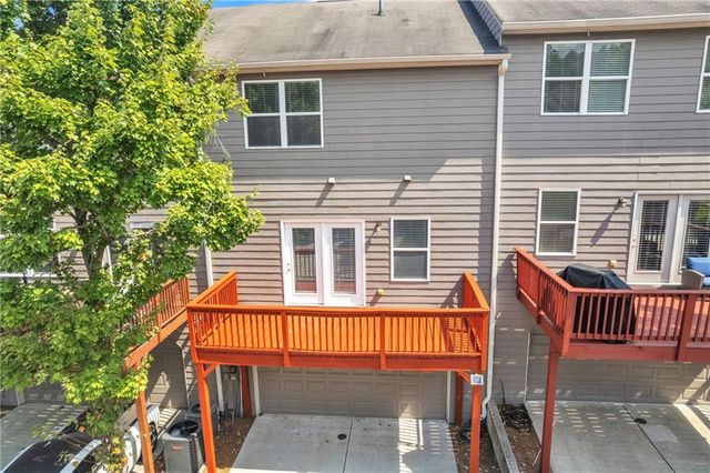 5233 Whiteoak Avenue, Smyrna, GA 30080