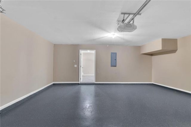 5233 Whiteoak Avenue, Smyrna, GA 30080