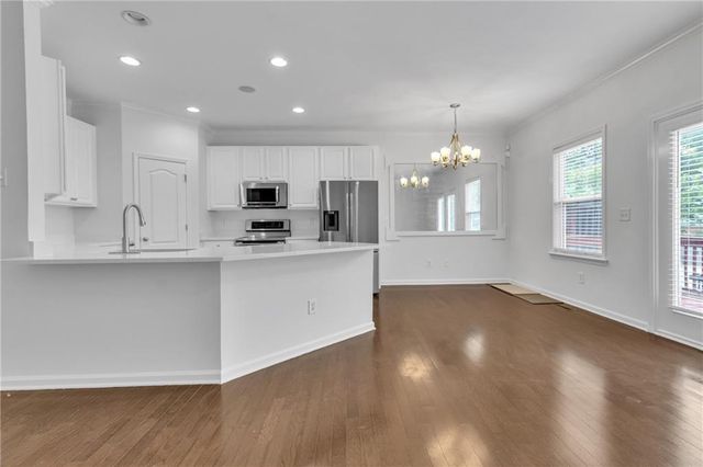 5233 Whiteoak Avenue, Smyrna, GA 30080