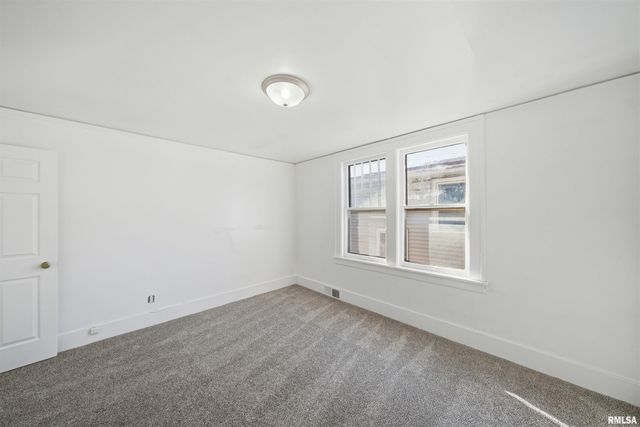 705 NE MONROE Street, Peoria, IL 61603