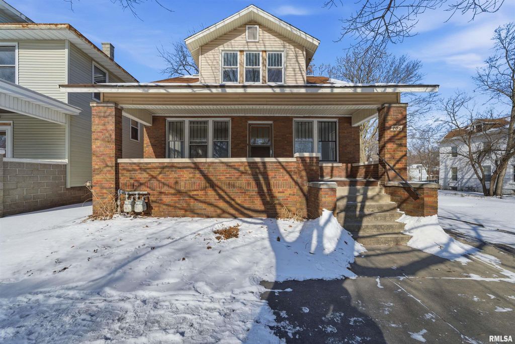 705 NE MONROE Street, Peoria, IL 61603
