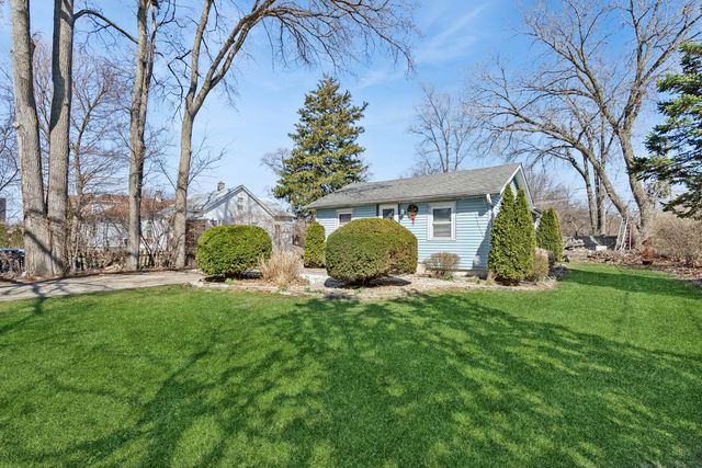 4511 Dorset Avenue, Lisle, IL 60532