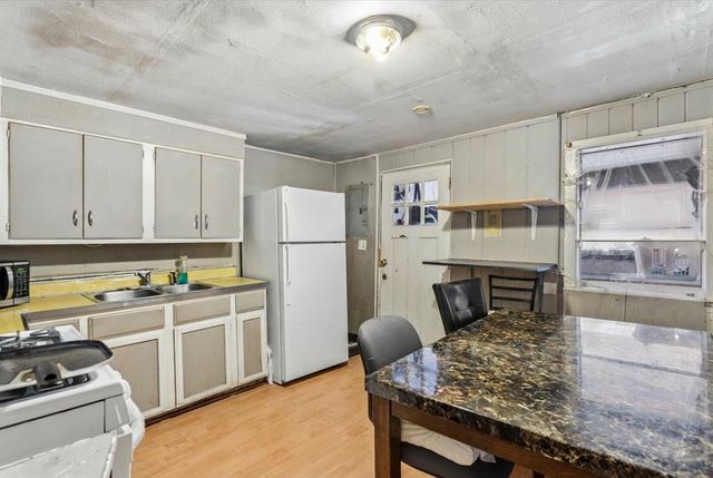 4511 Dorset Avenue, Lisle, IL 60532