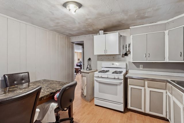 4511 Dorset Avenue, Lisle, IL 60532