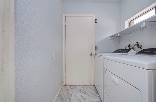 6823 Puerta Vista Lane, Houston, TX 77083