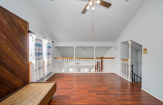 6823 Puerta Vista Lane, Houston, TX 77083
