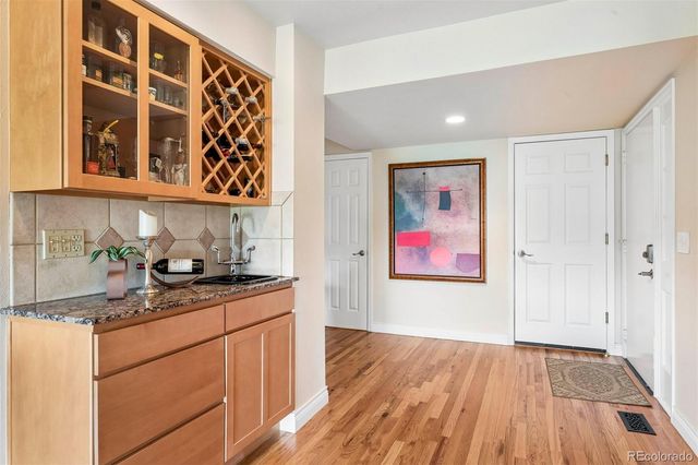 2446 S Vaughn Way E, Aurora, CO 80014