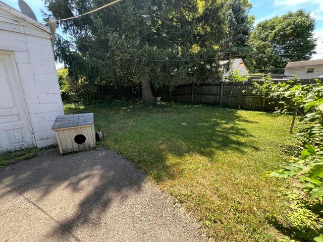 1054 S Hampton Road, Columbus, OH 43227