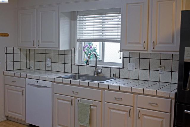 48 N Cragmont Ave, San Jose, CA 95127