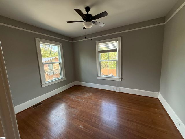 305 E Cherokee Street, Chesnee, SC 29323