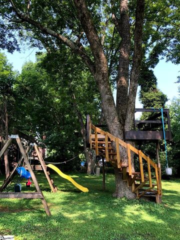 305 E Cherokee Street, Chesnee, SC 29323