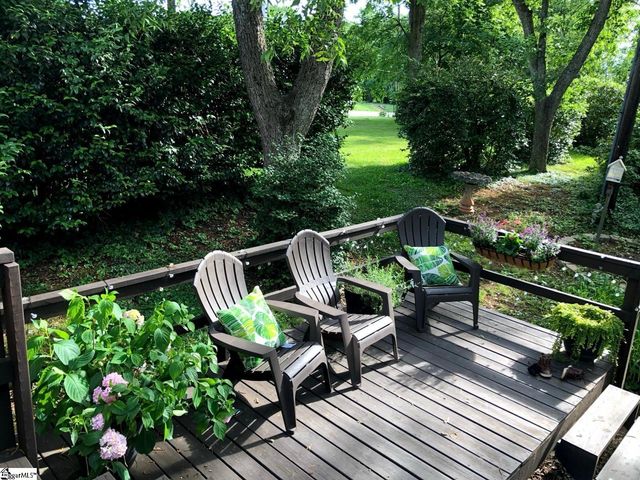 305 E Cherokee Street, Chesnee, SC 29323