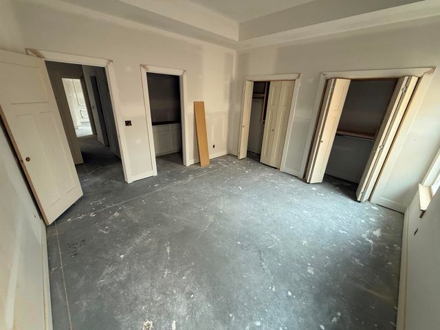 5103 N Toben Ct, Bel Aire, KS 67226