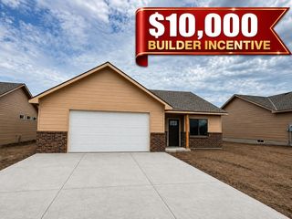 5103 N Toben Ct, Bel Aire, KS 67226