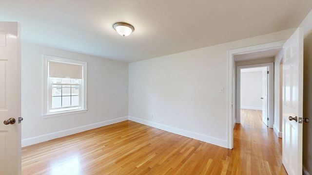 6 Maple Circle, Shrewsbury, MA 01545