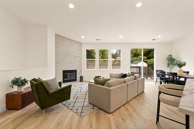 3947 Heathrow Ln, El Dorado Hills, CA 95762